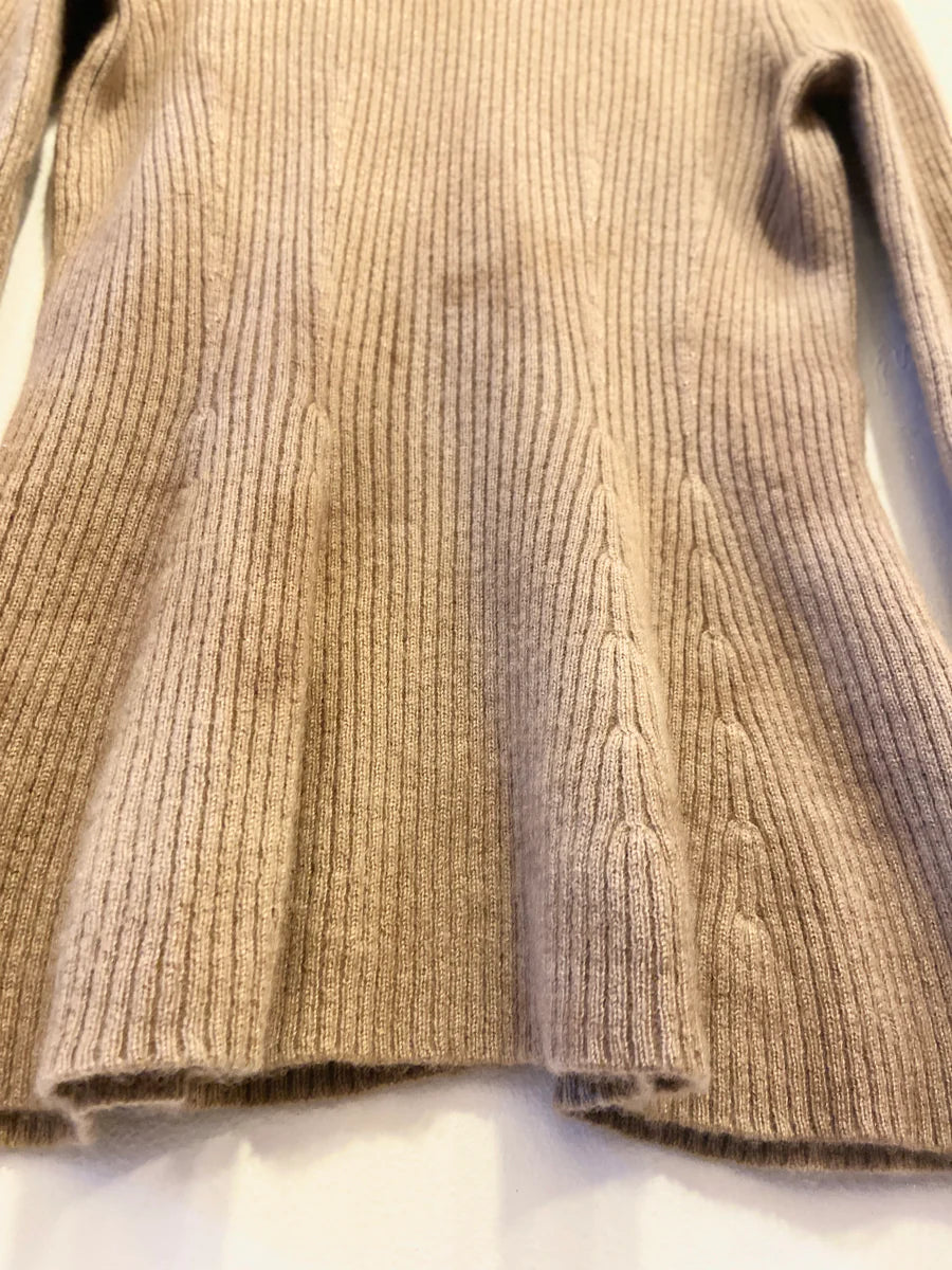 YESAET | ALMAZ Pullover