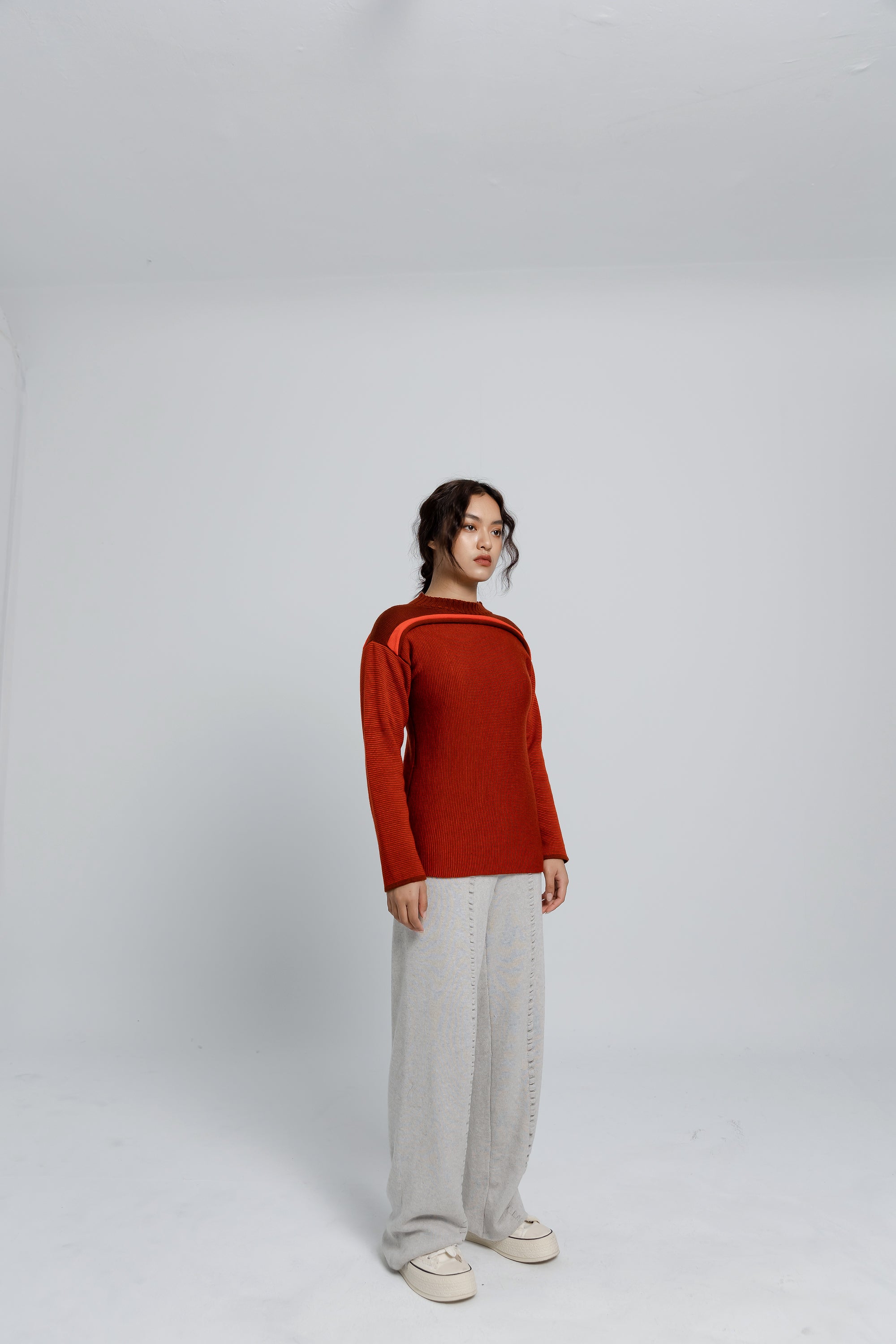 INGE | Aria Rolled Edge Mock Neck